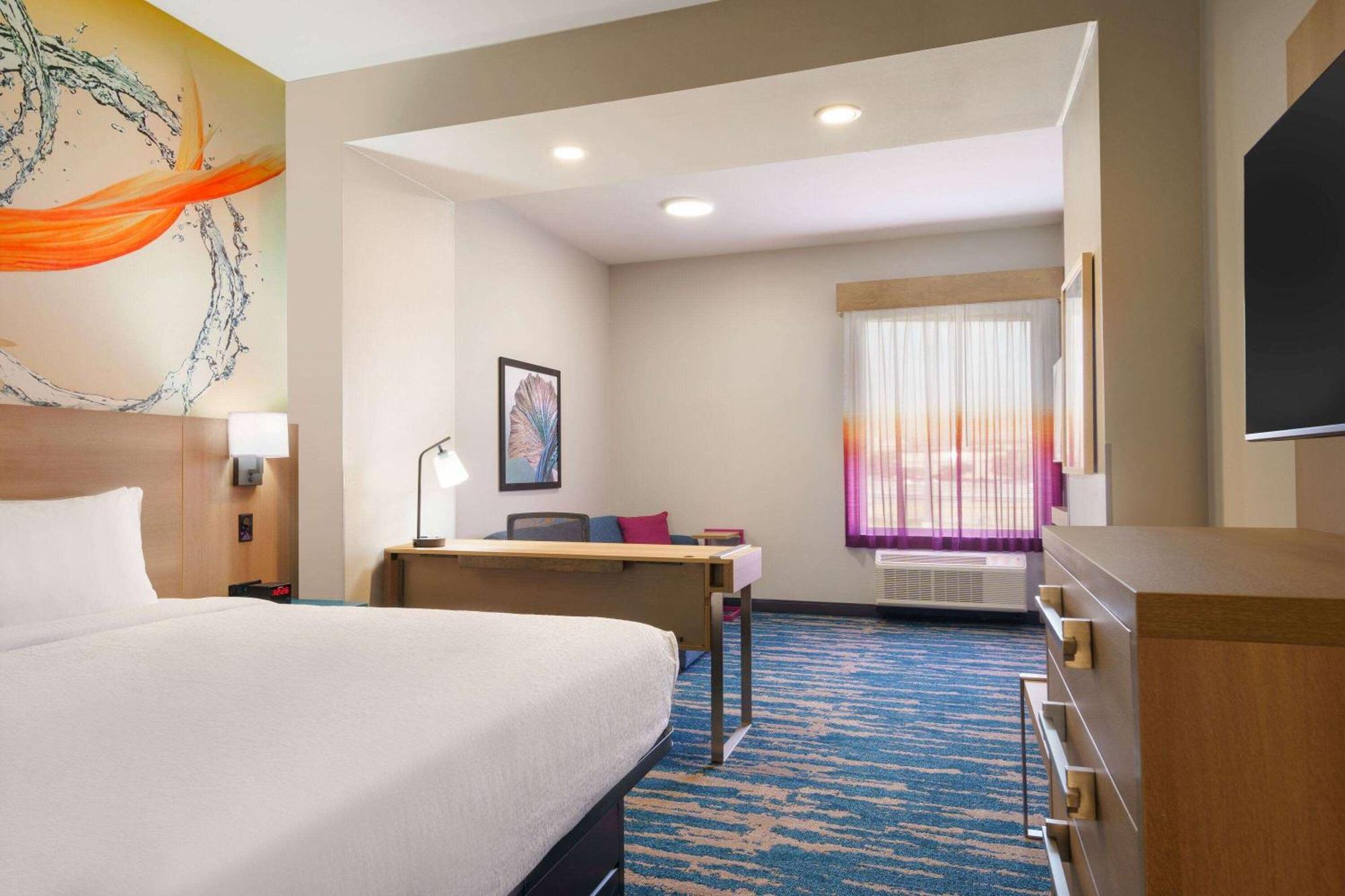 La Quinta Inn & Suites By Wyndham San Antonio Seaworld Lafb Экстерьер фото